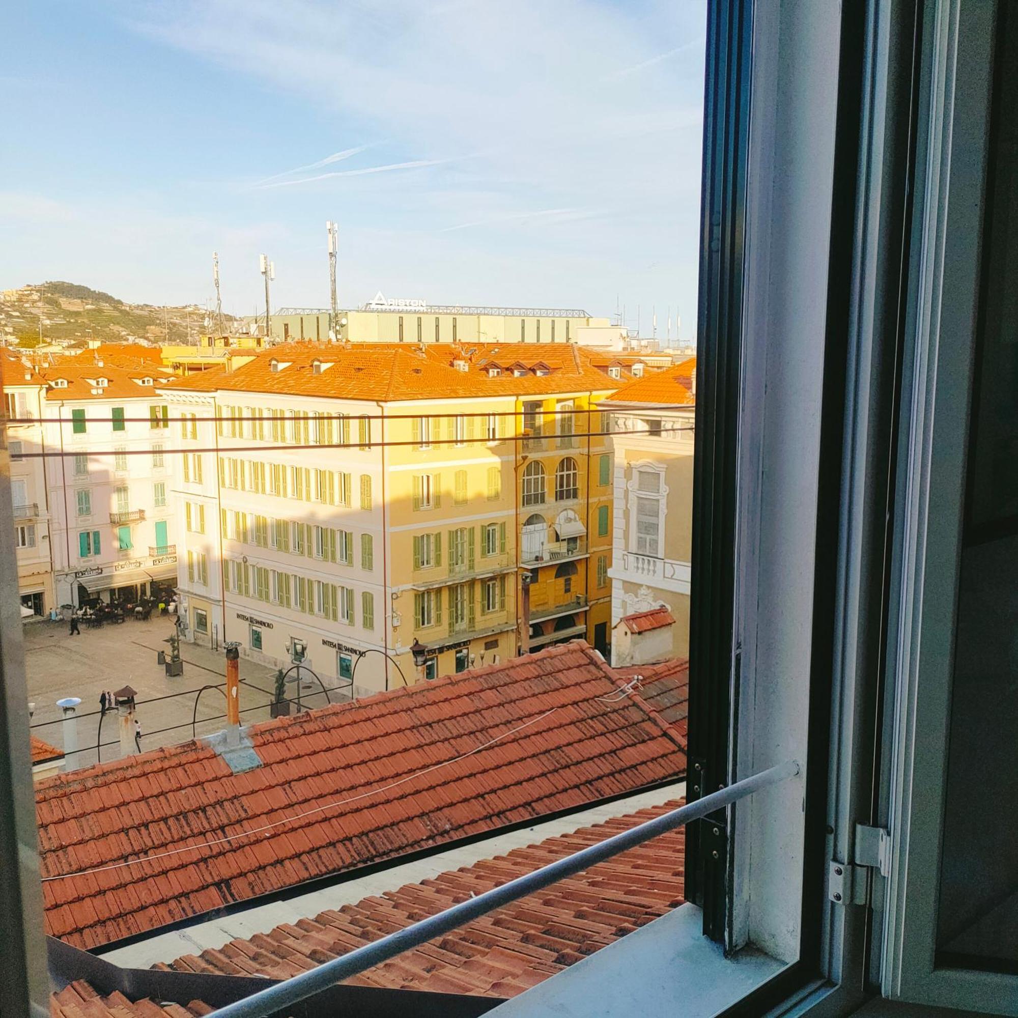 Il Cielo In Una Stanza Sanremo Bagian luar foto